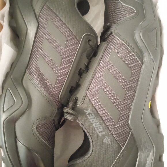 Amazon Adidas TERREX Eastrail Gore-tex Mid Carbon Hiking Mens Shoes Black Size9 - Picture 1 of 12